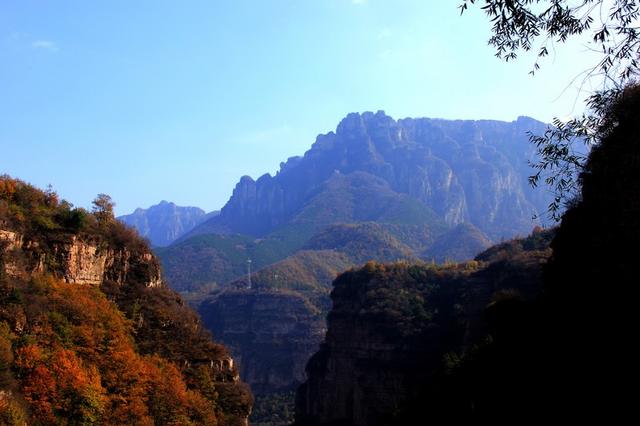 河南林州石板岩乡高家台画家村