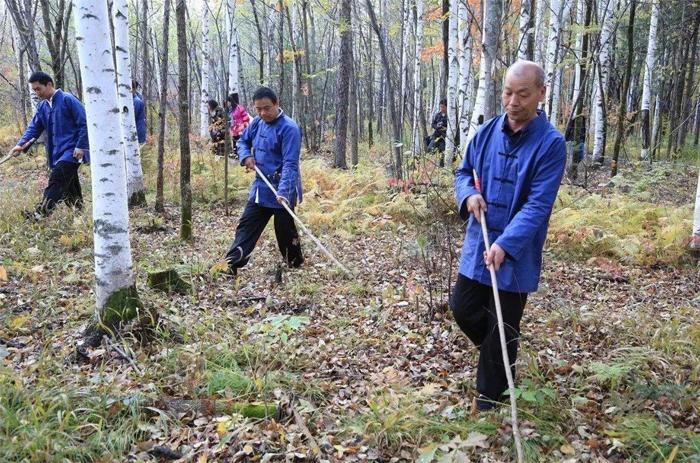 吉林长白山放山挖参习俗